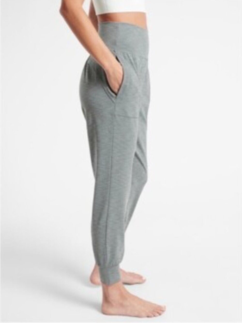 Athleta Salutation High Waist Jogger in Heather Gray Size Medium